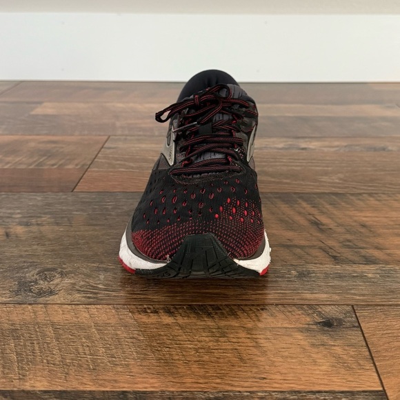 Brooks Men’s Transcend 6 Running Shoes in Black/Ebony/Red main image 13